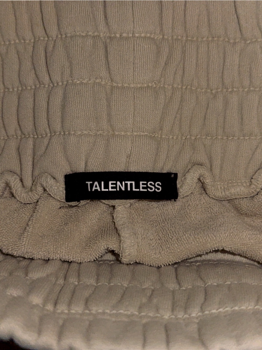 Excellent immaculate Talentless “bone” boxer shorts Size: Medium 2.5” - Picture 13 of 14